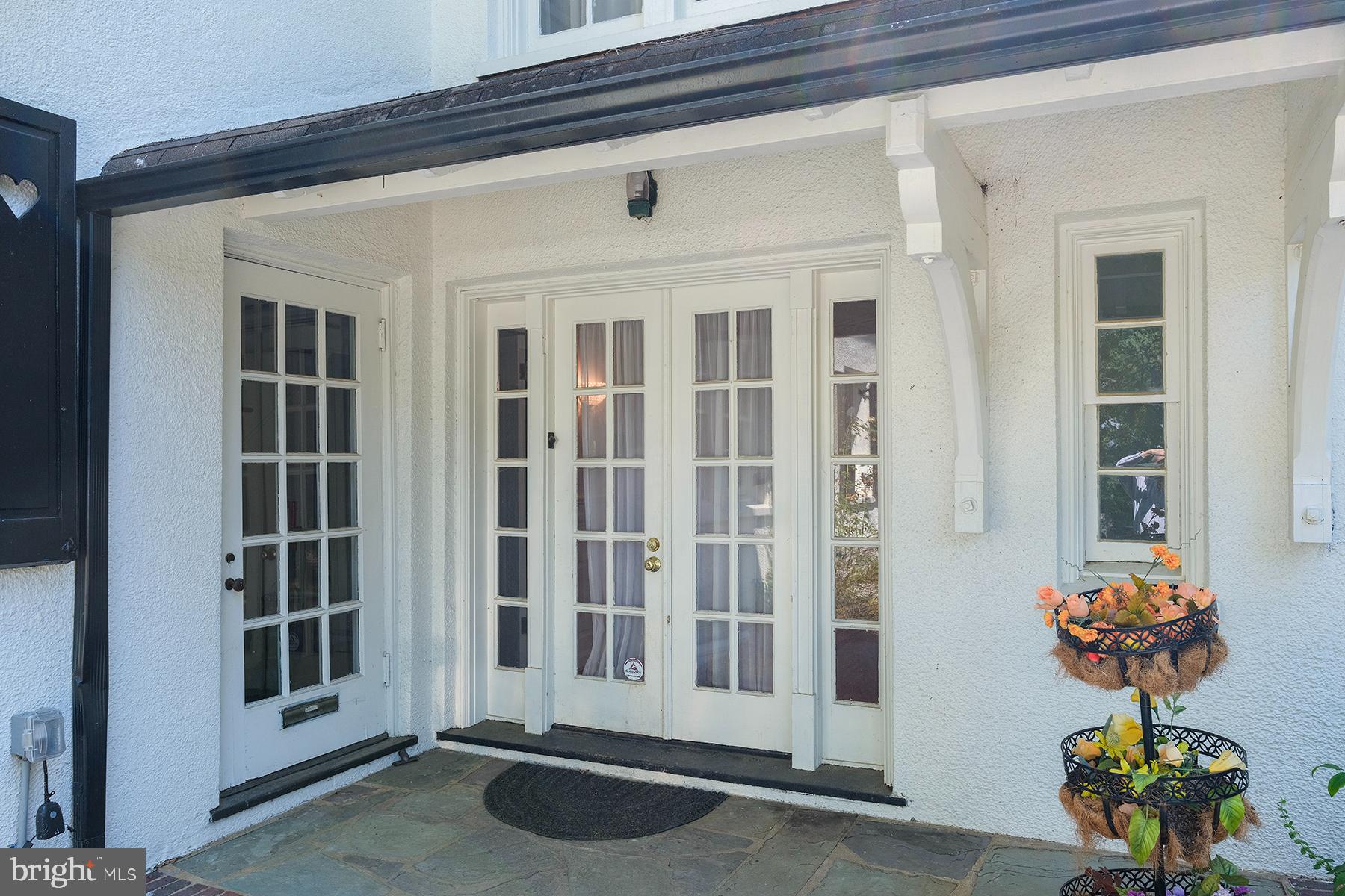 NORTH END - Residential