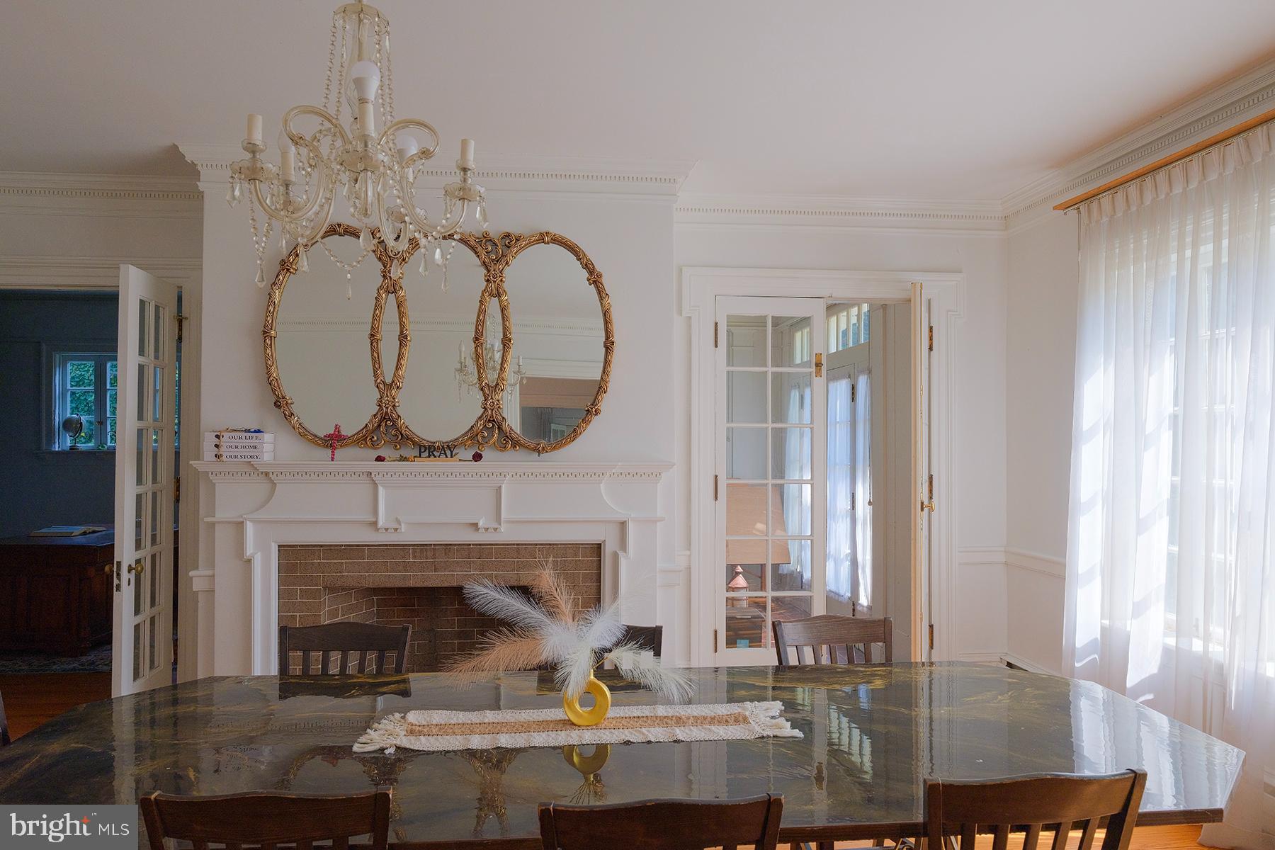 NORTH END - Residential