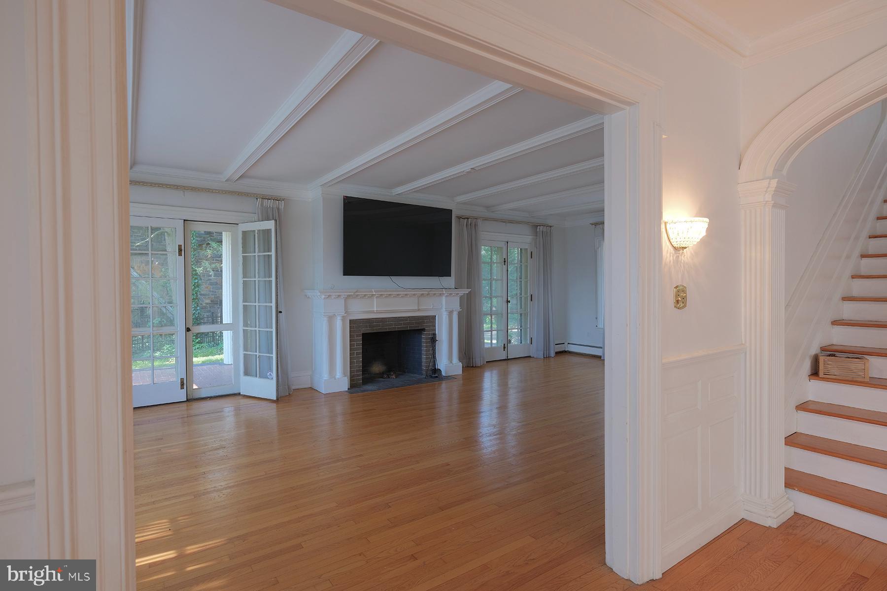 NORTH END - Residential