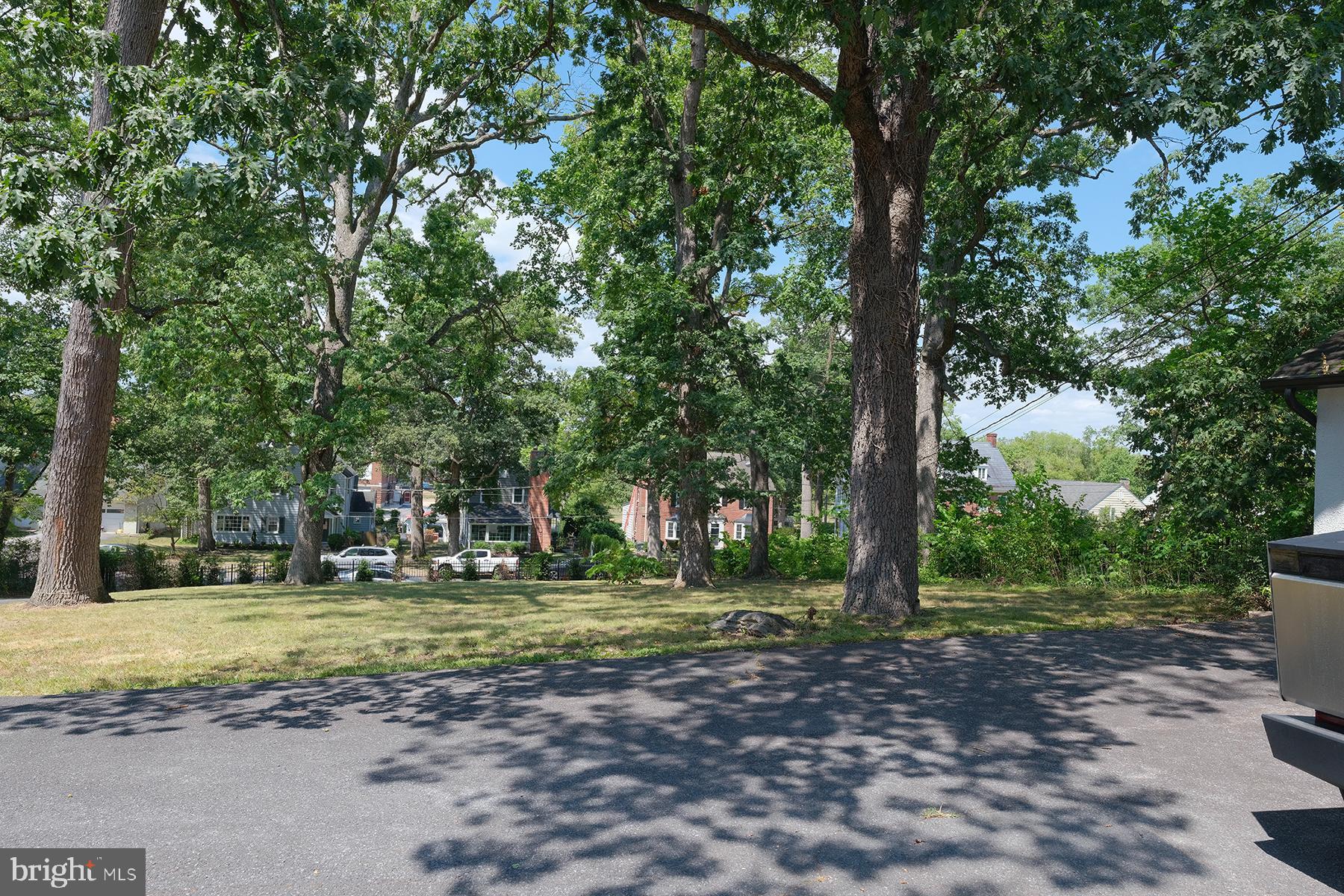 NORTH END - Residential