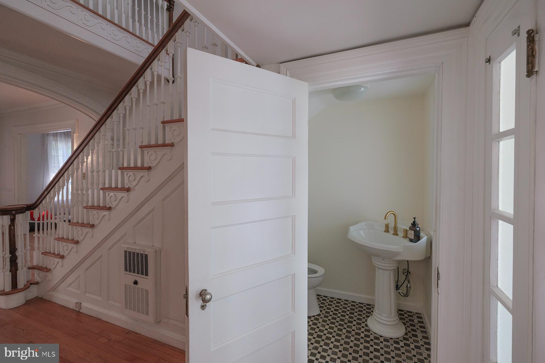 NORTH END - Residential