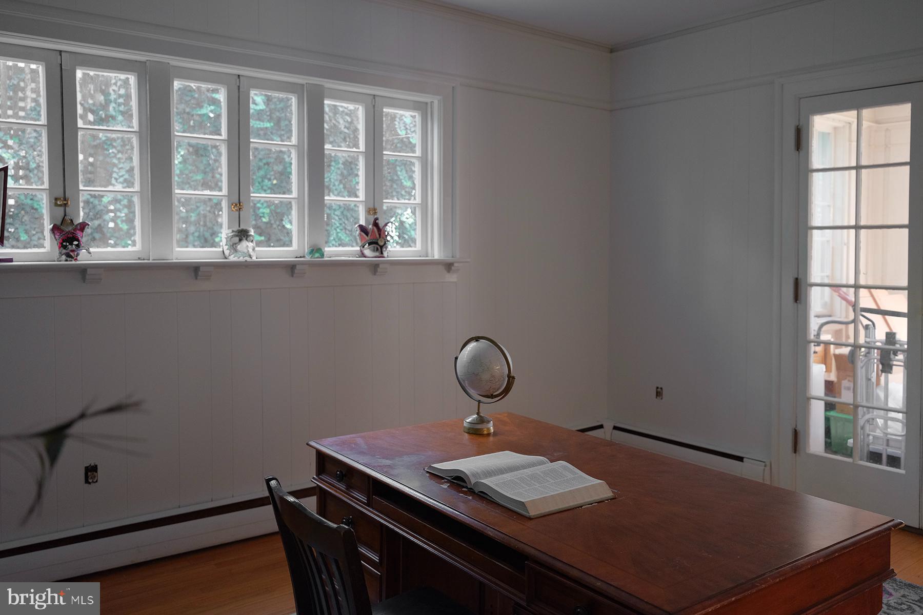 NORTH END - Residential