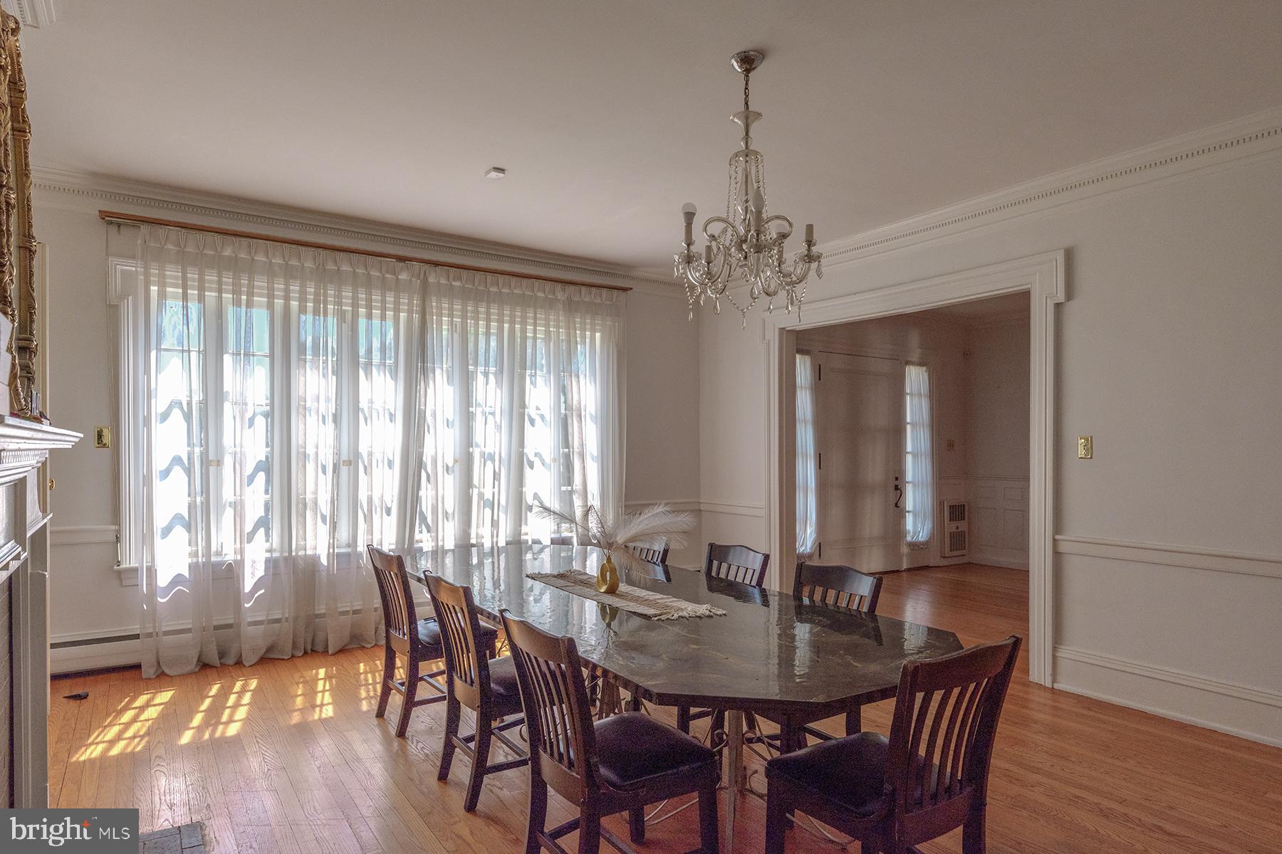 NORTH END - Residential