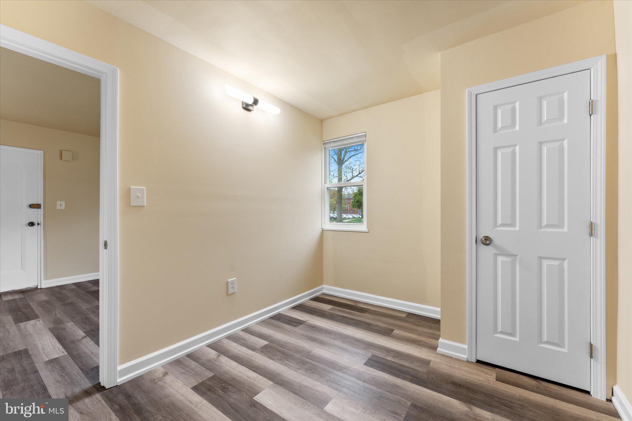 HOLLYBROOKE - Residential Lease