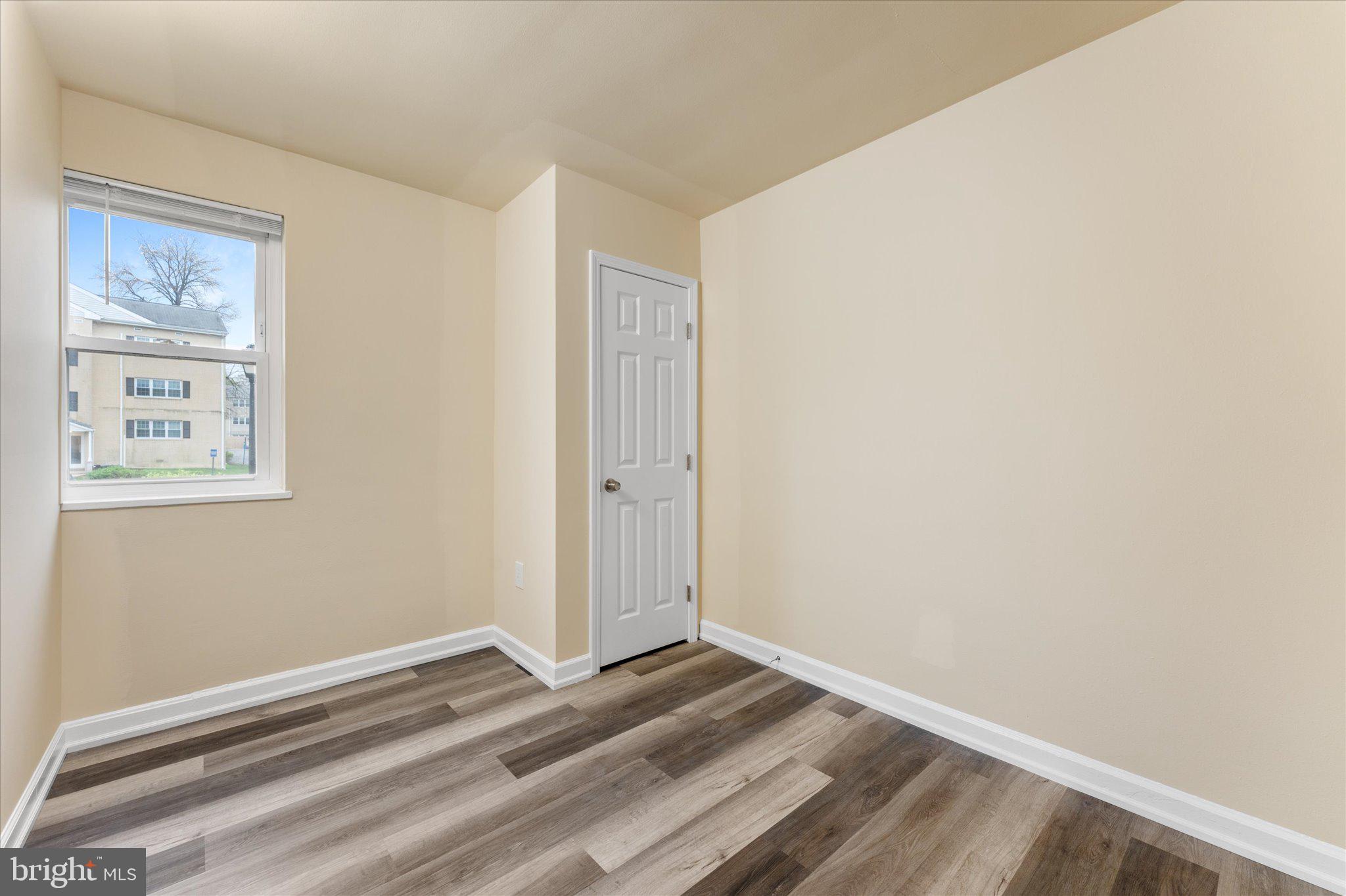 HOLLYBROOKE - Residential Lease