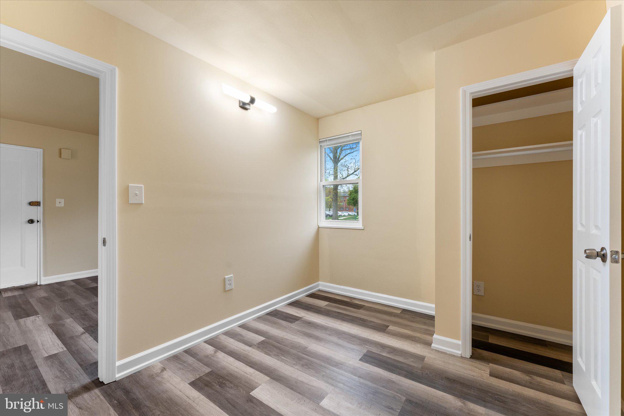 HOLLYBROOKE - Residential Lease