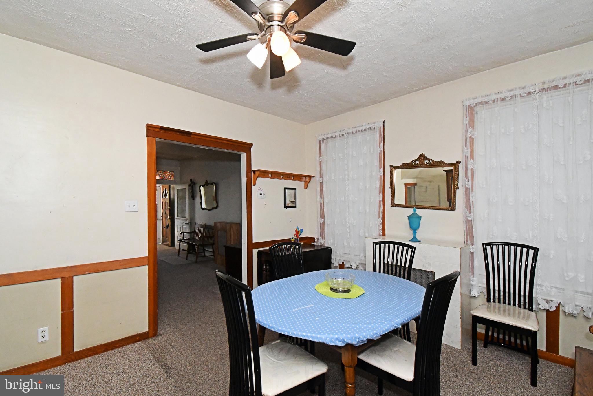 ROXBOROUGH - Residential