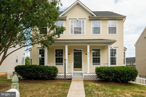 Homes For Rent - 8913 Yellowleg Court<br/> GAINESVILLE, VA 20155