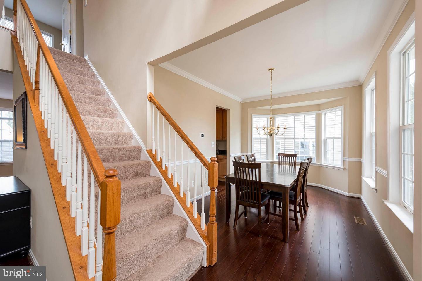 8913 YELLOWLEG COURT