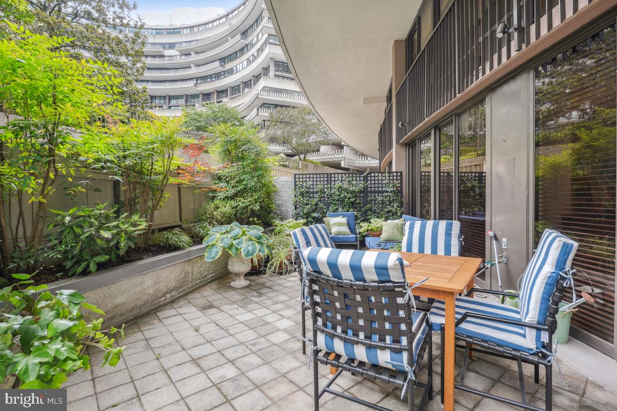 FOGGY BOTTOM - Residential