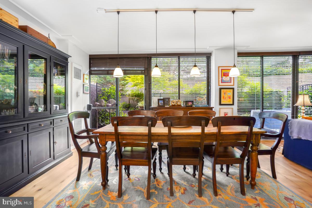 FOGGY BOTTOM - Residential