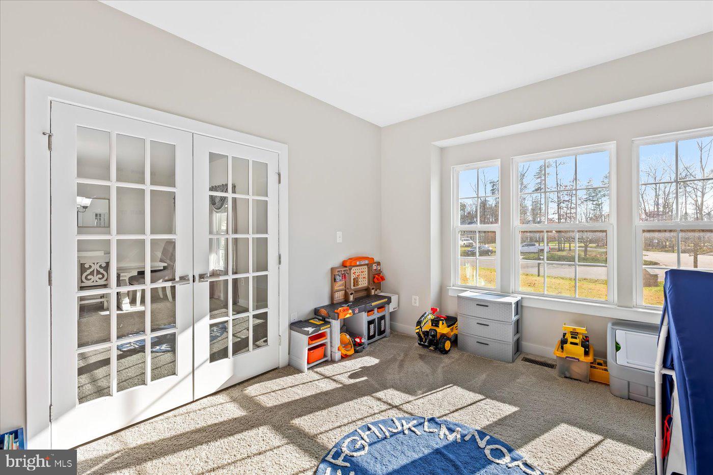 FAWN LAKE - Residential