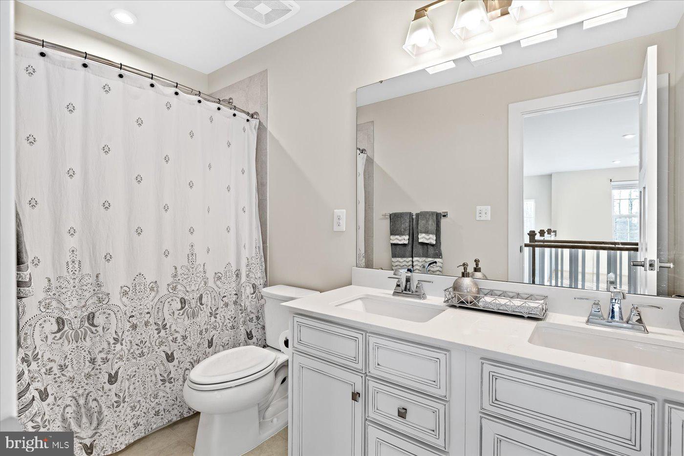 FAWN LAKE - Residential