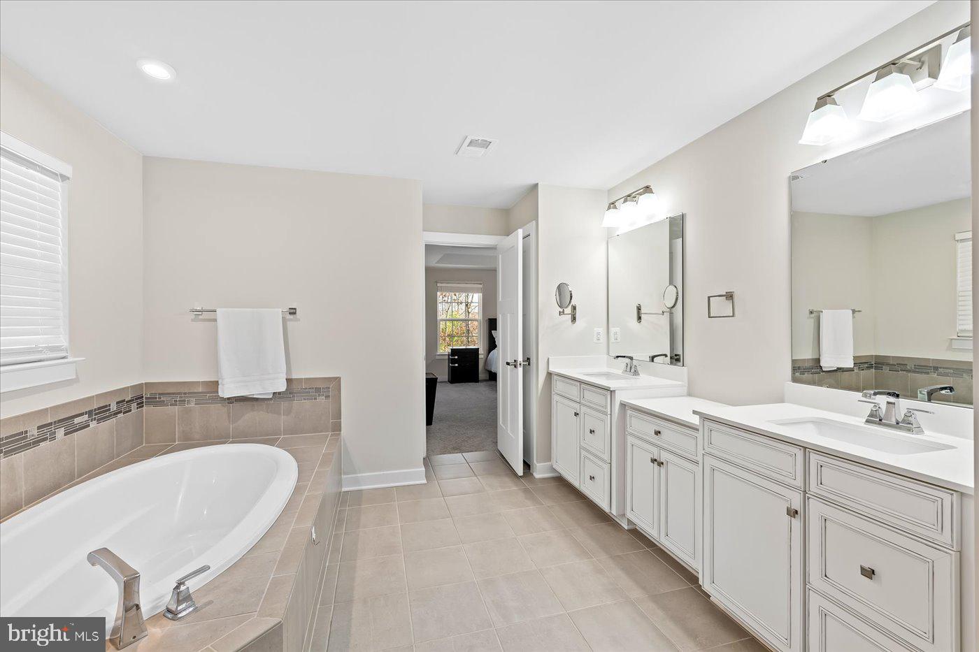 FAWN LAKE - Residential