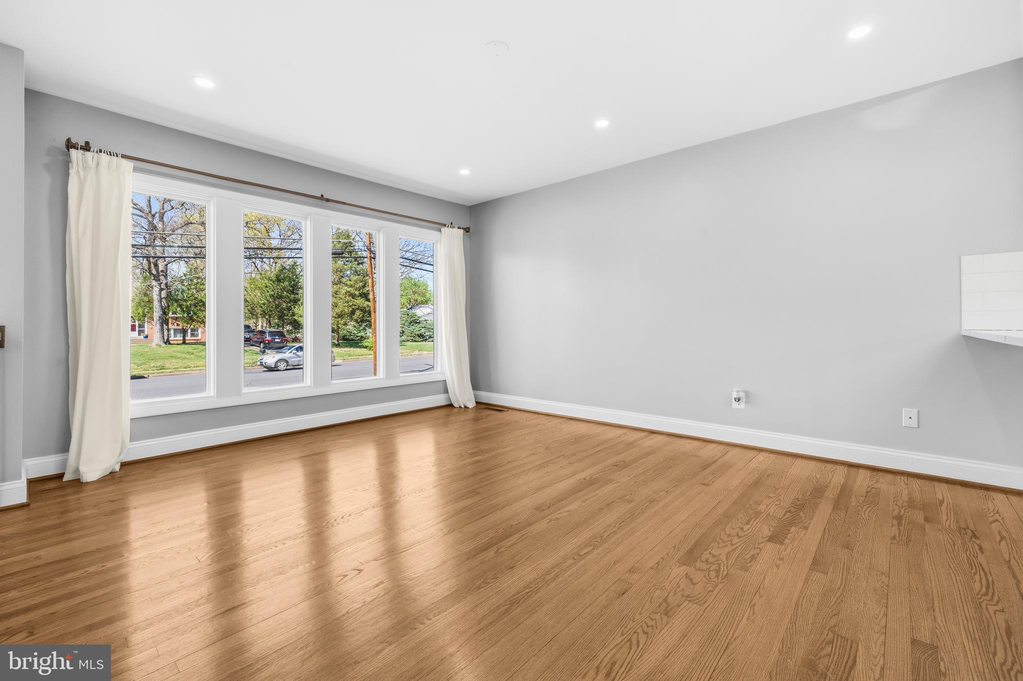 14913 CARLBERN DRIVE