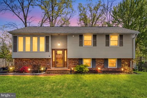 14913 CARLBERN DRIVE CENTREVILLE VA 20120