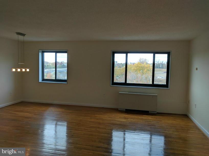 ARLINGTON RIDGE - Residential Lease