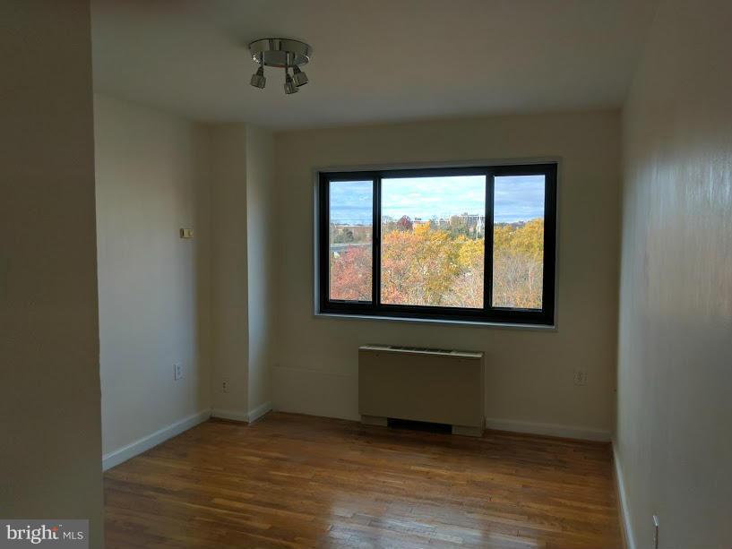 ARLINGTON RIDGE - Residential Lease