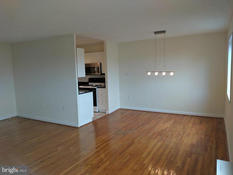 ARLINGTON RIDGE - Residential Lease