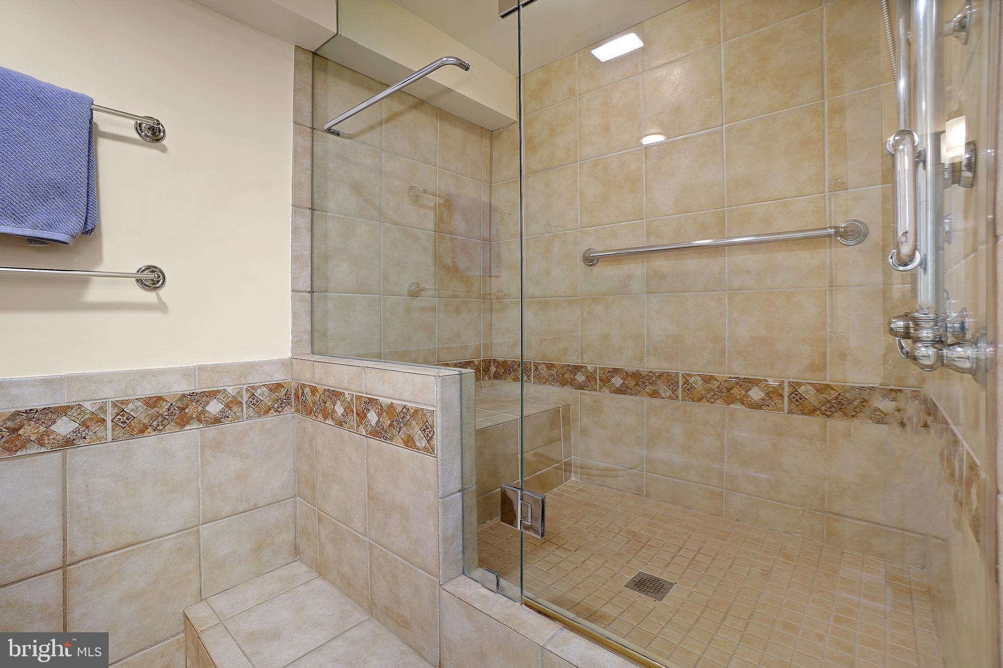 MONTEBELLO - Residential