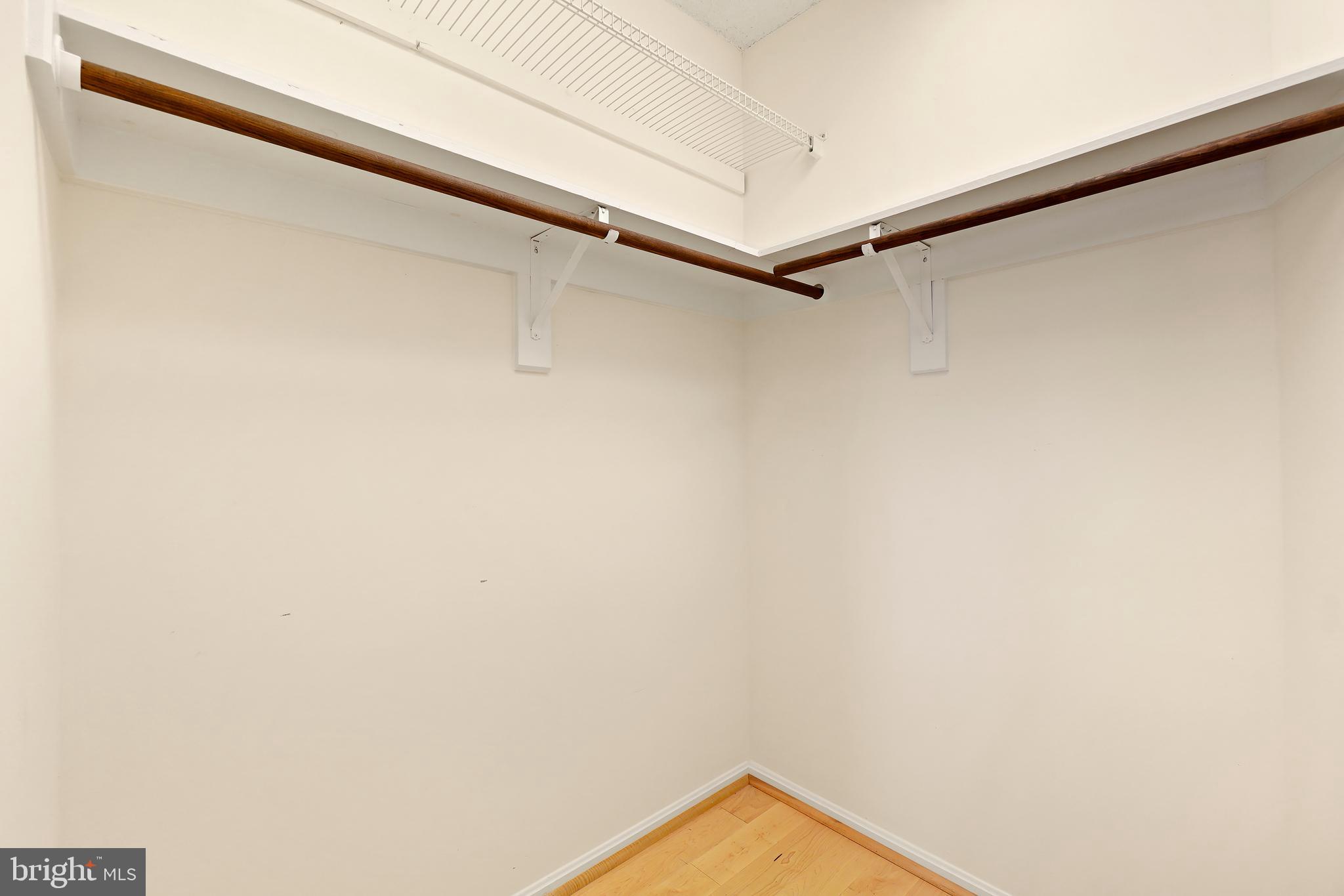 MONTEBELLO - Residential