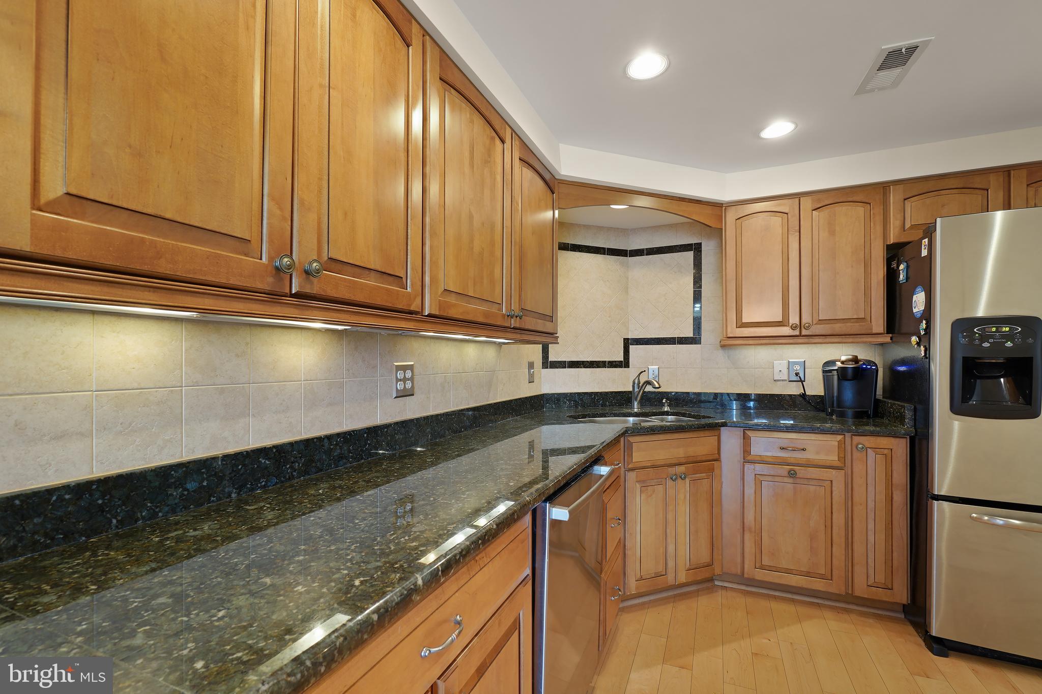 MONTEBELLO - Residential