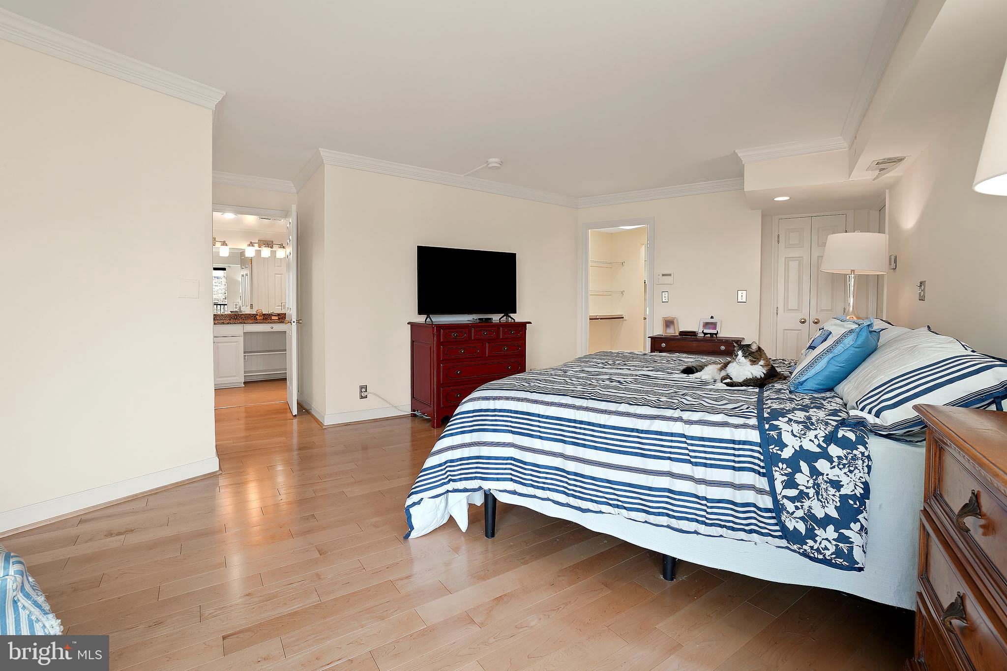 MONTEBELLO - Residential