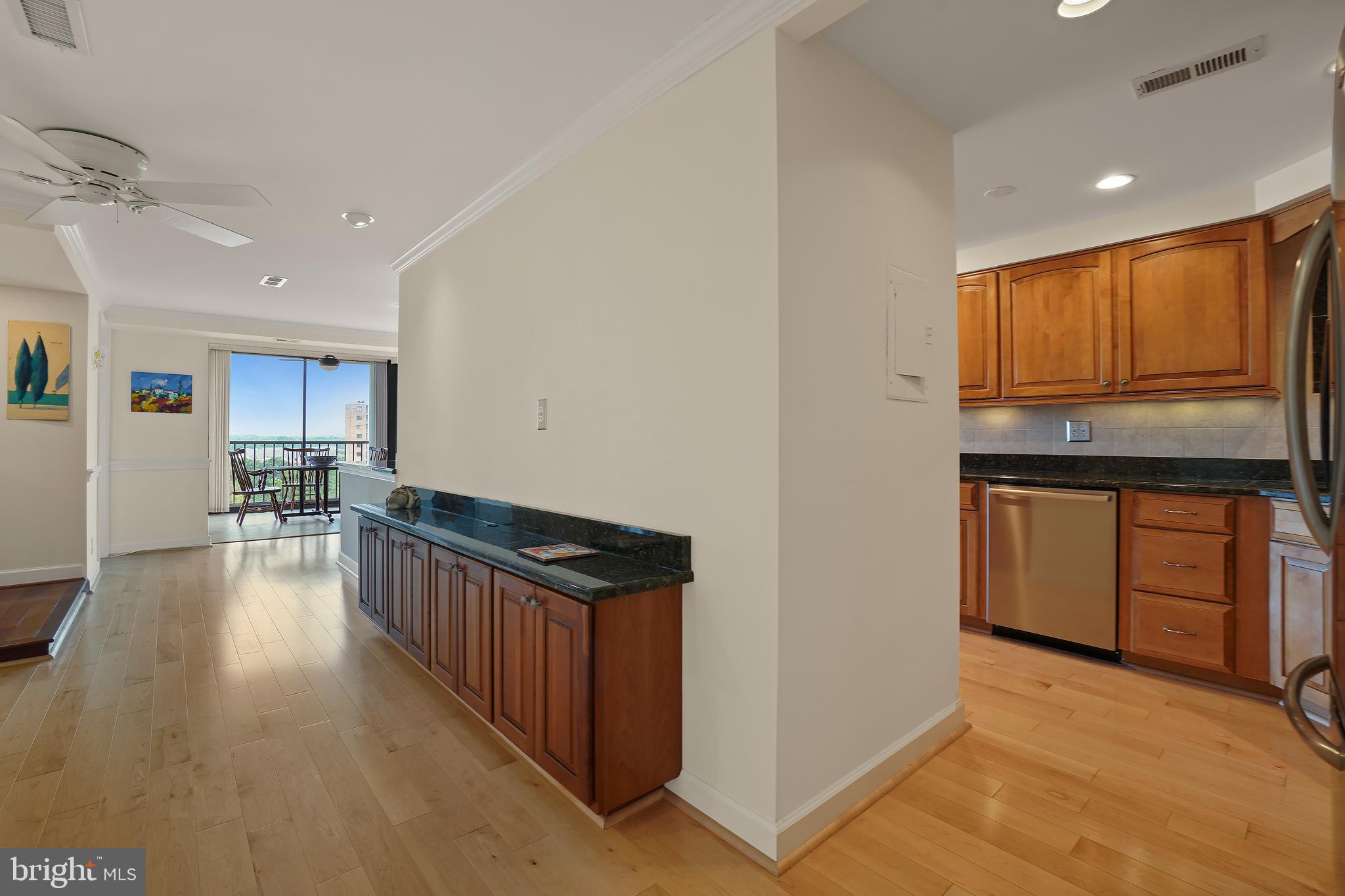 MONTEBELLO - Residential