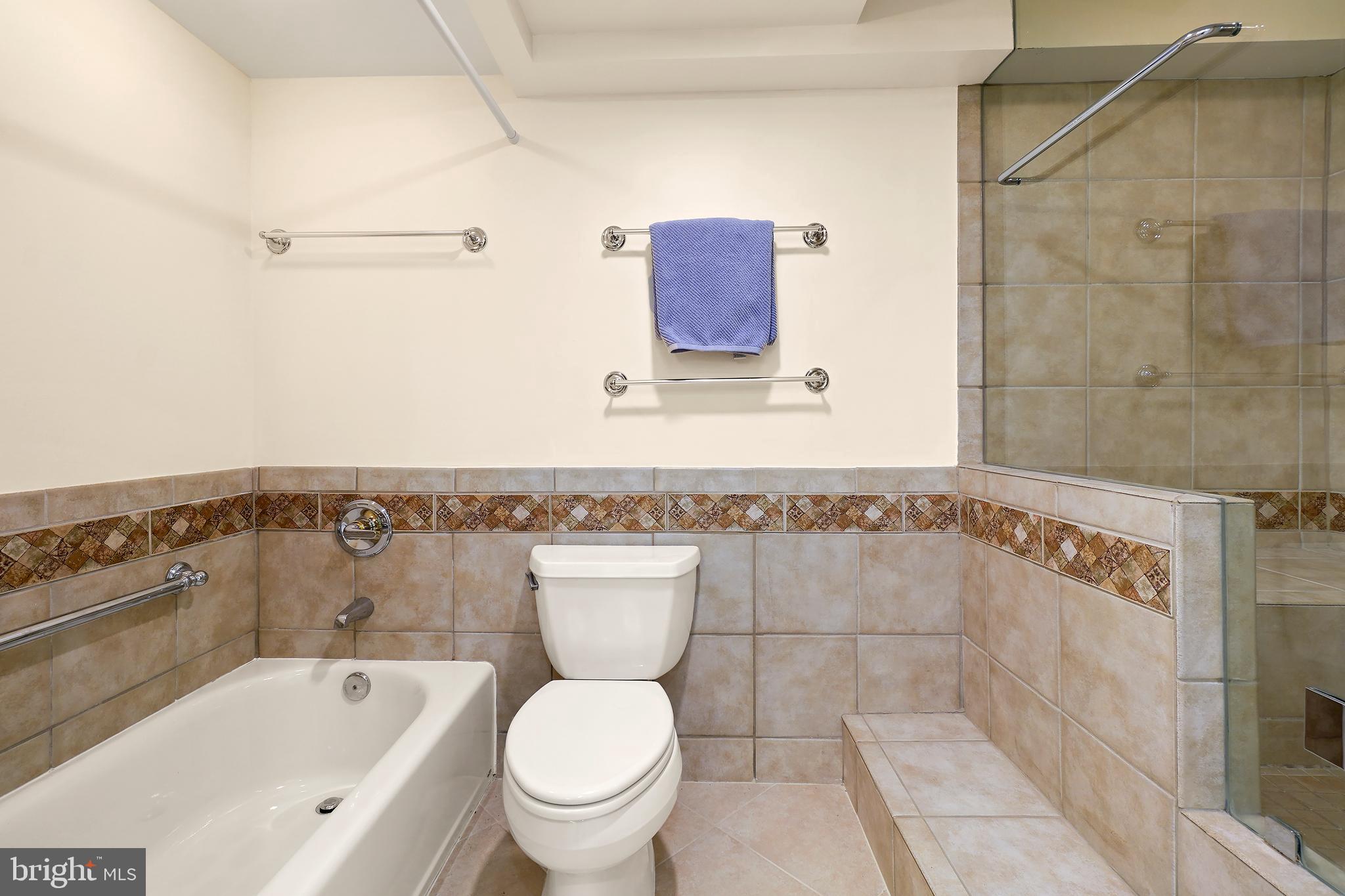 MONTEBELLO - Residential