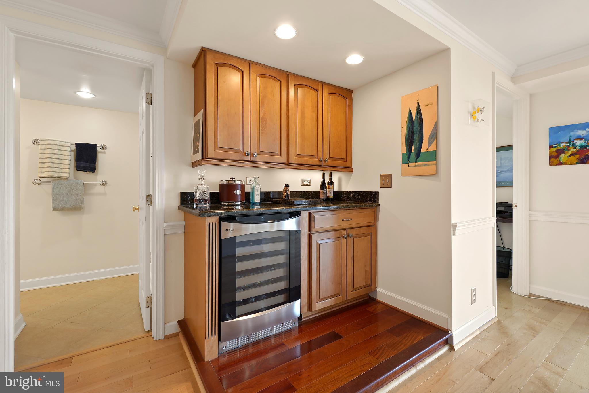 MONTEBELLO - Residential