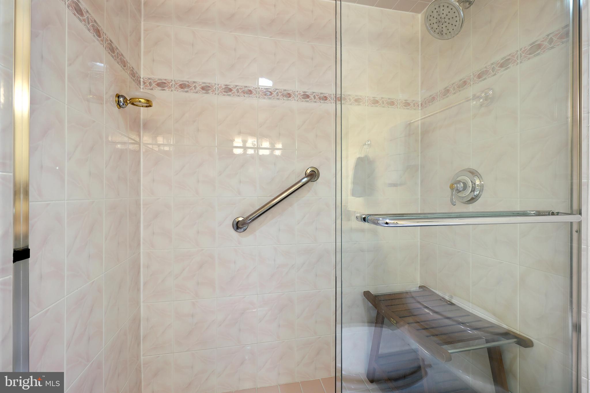 MONTEBELLO - Residential