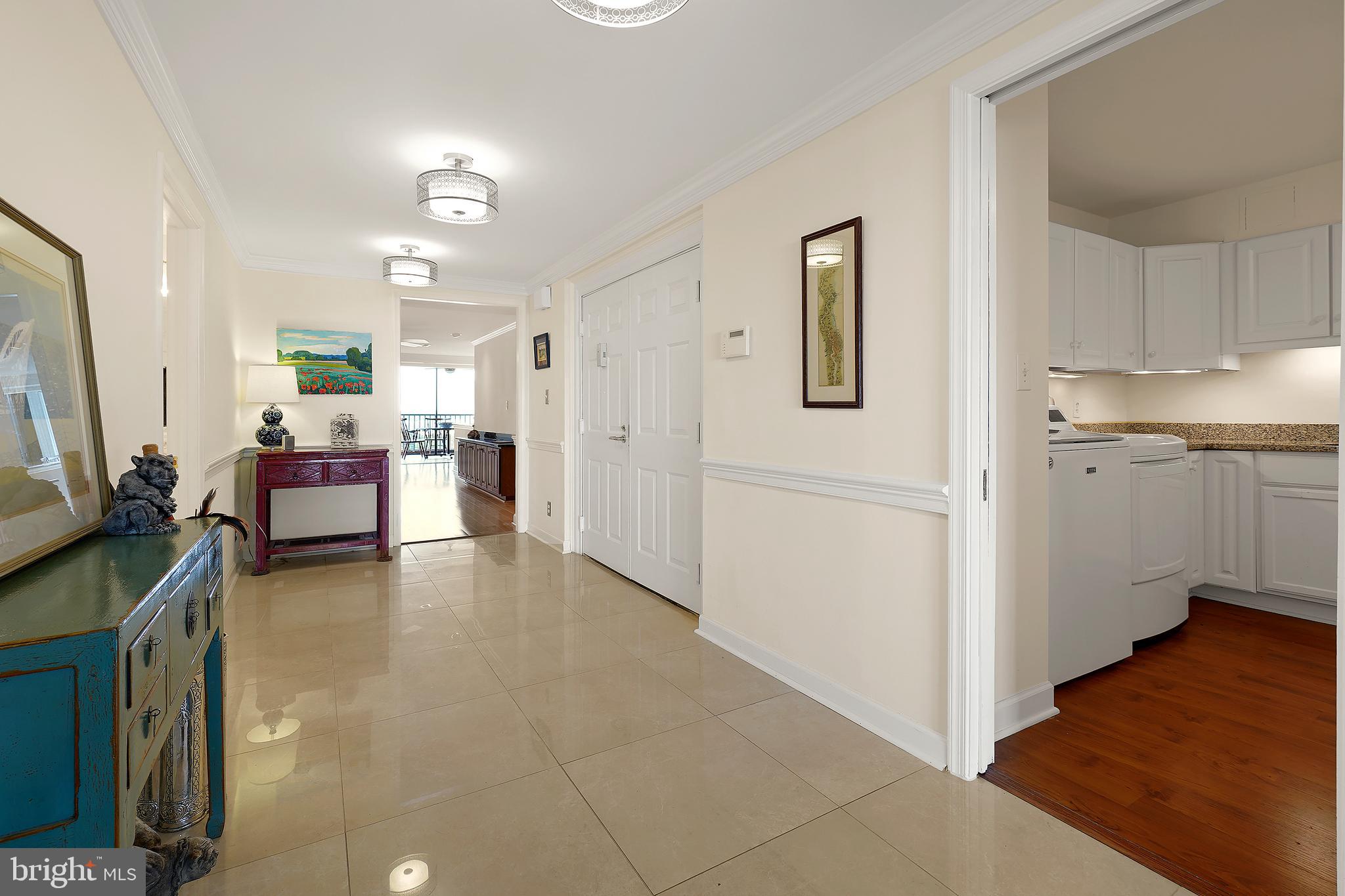 MONTEBELLO - Residential