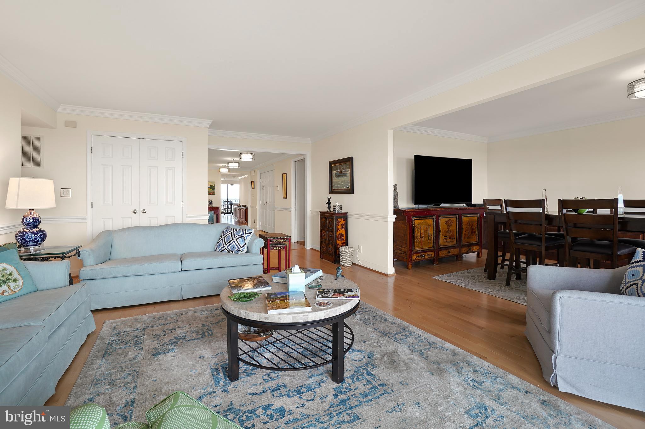 MONTEBELLO - Residential