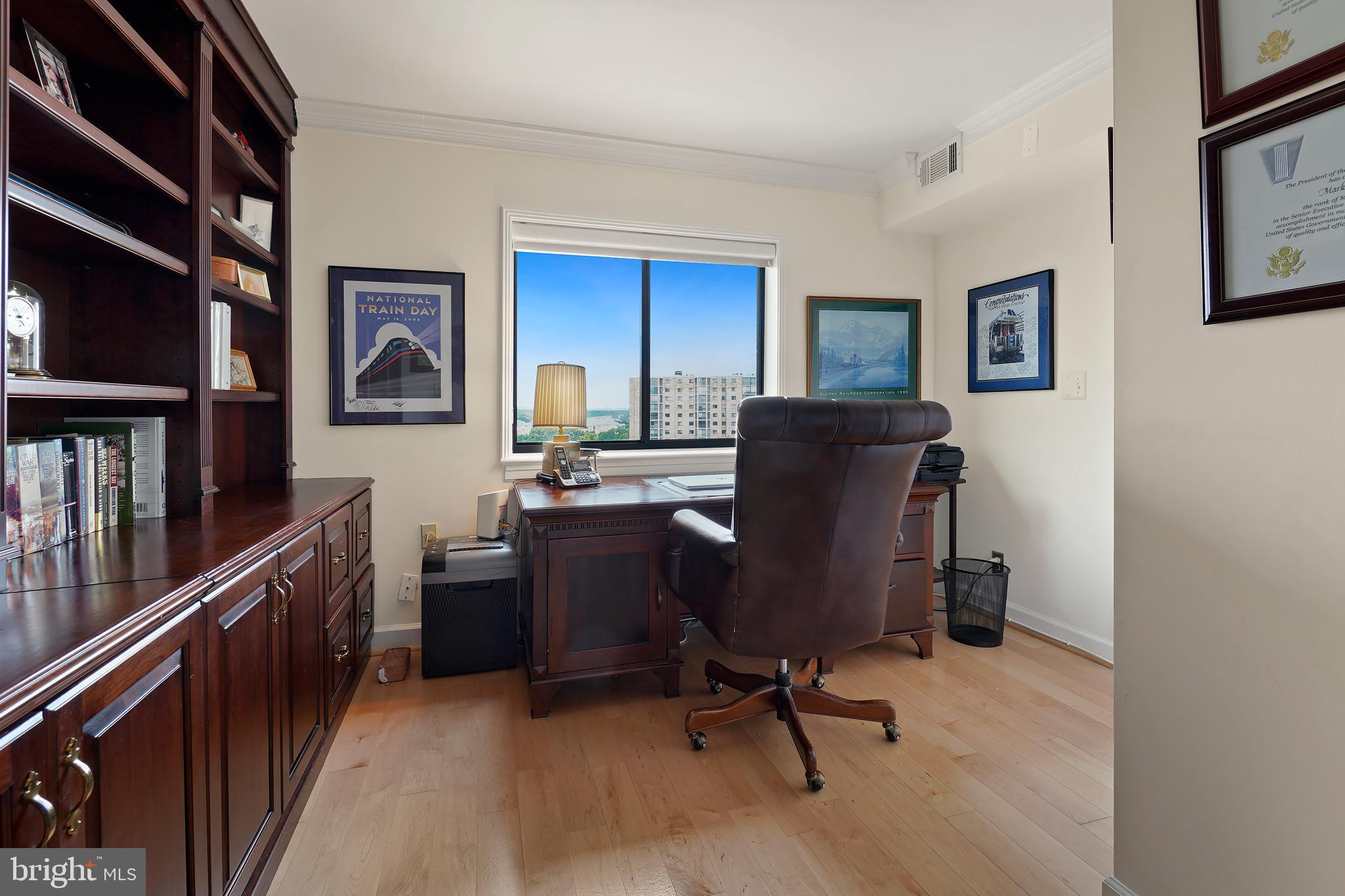 MONTEBELLO - Residential