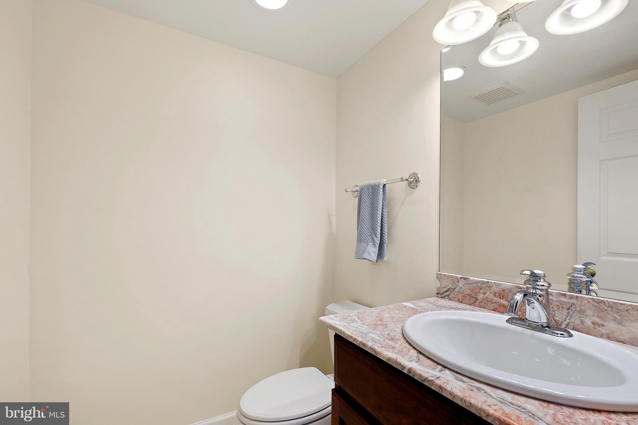 MONTEBELLO - Residential