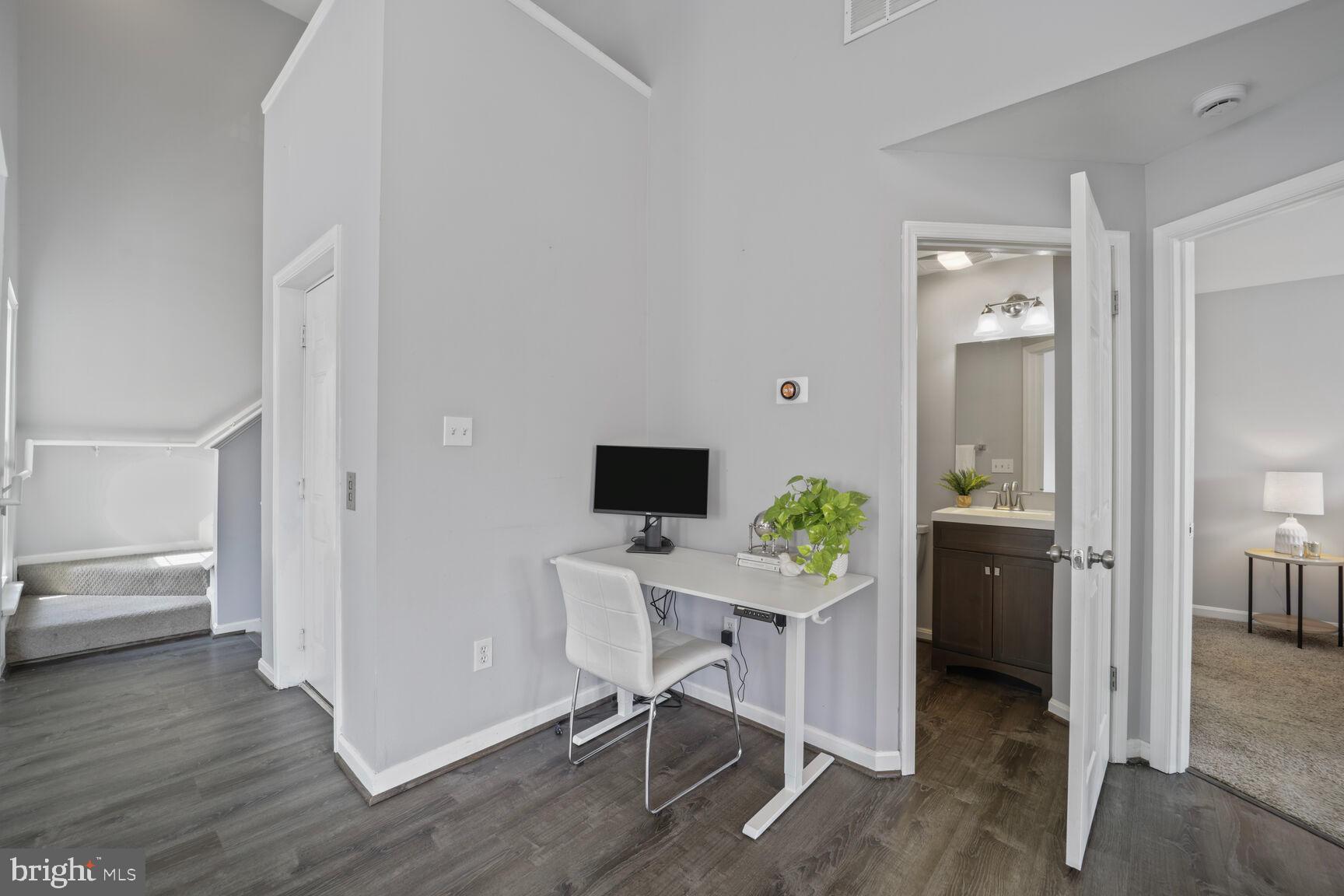 TIDEWATER COLONY - Residential