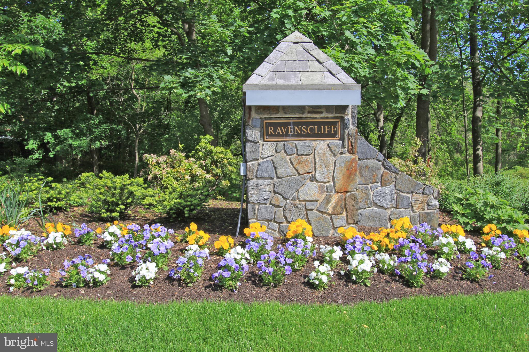 RAVENSCLIFF - Residential