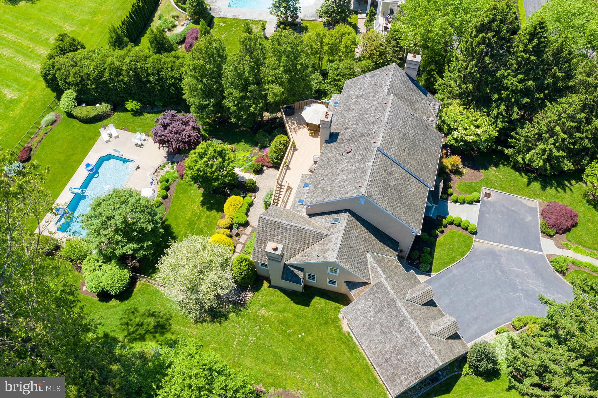 RAVENSCLIFF - Residential