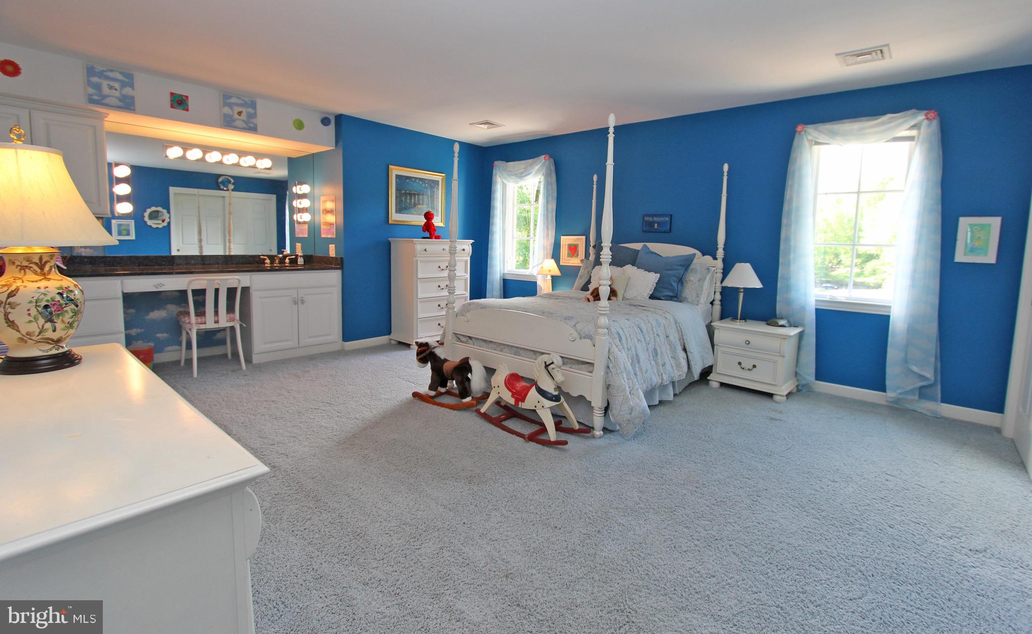 RAVENSCLIFF - Residential