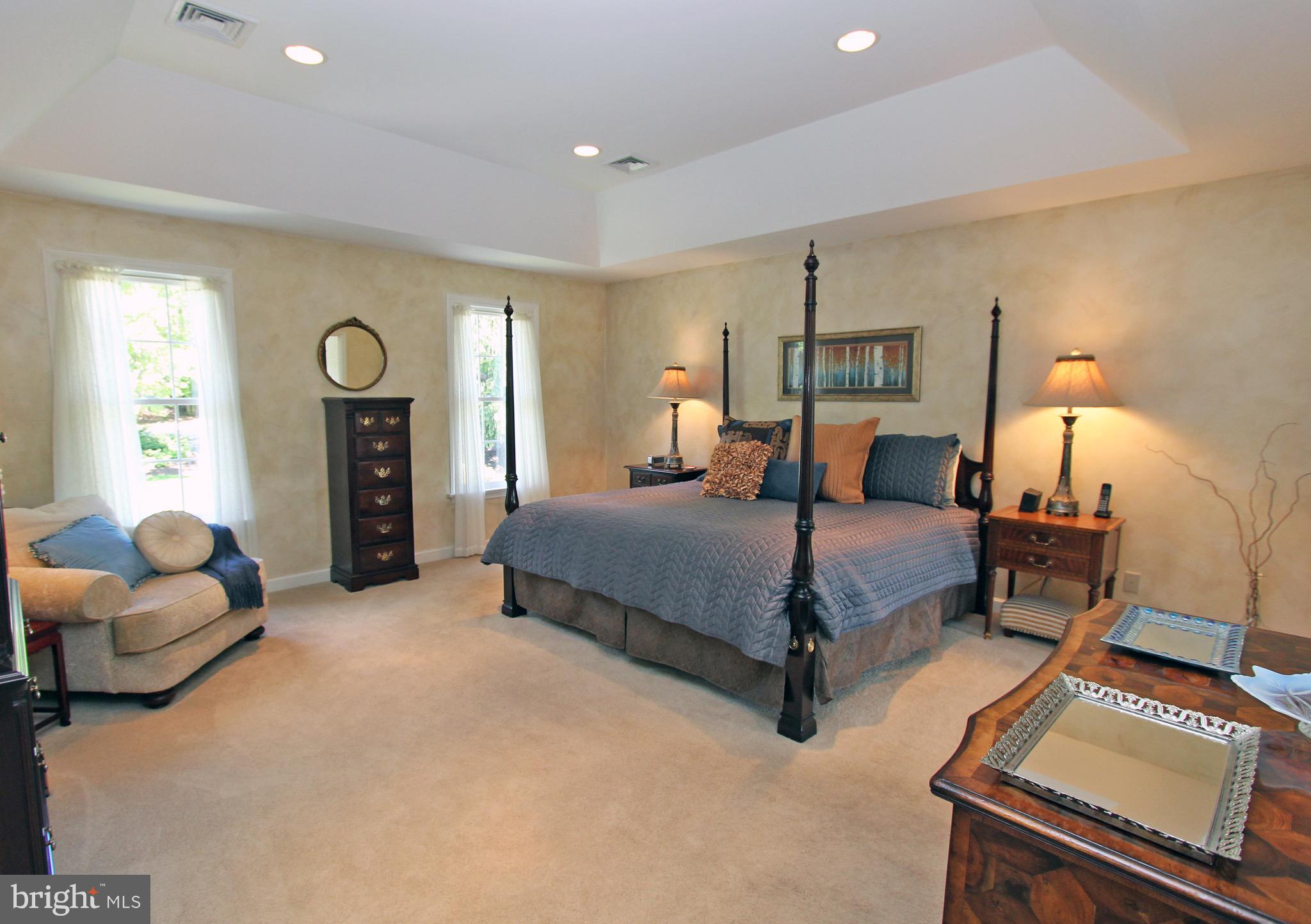 RAVENSCLIFF - Residential