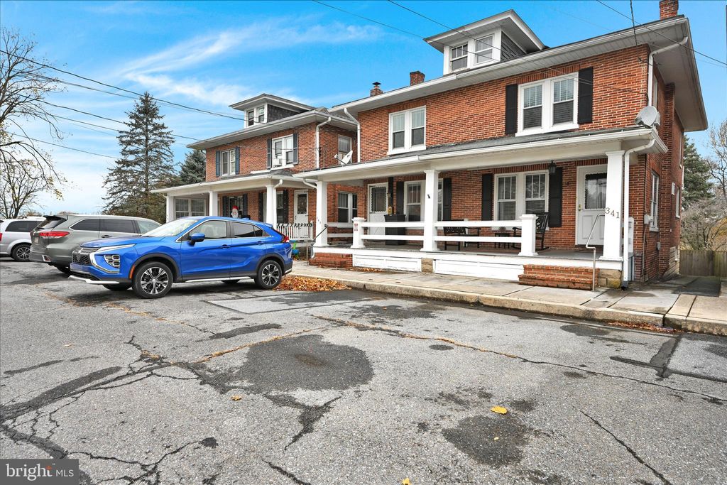 Photo of 341 W Donegal Street, MOUNT JOY, PA 17552 (MLS # PALA2079974)