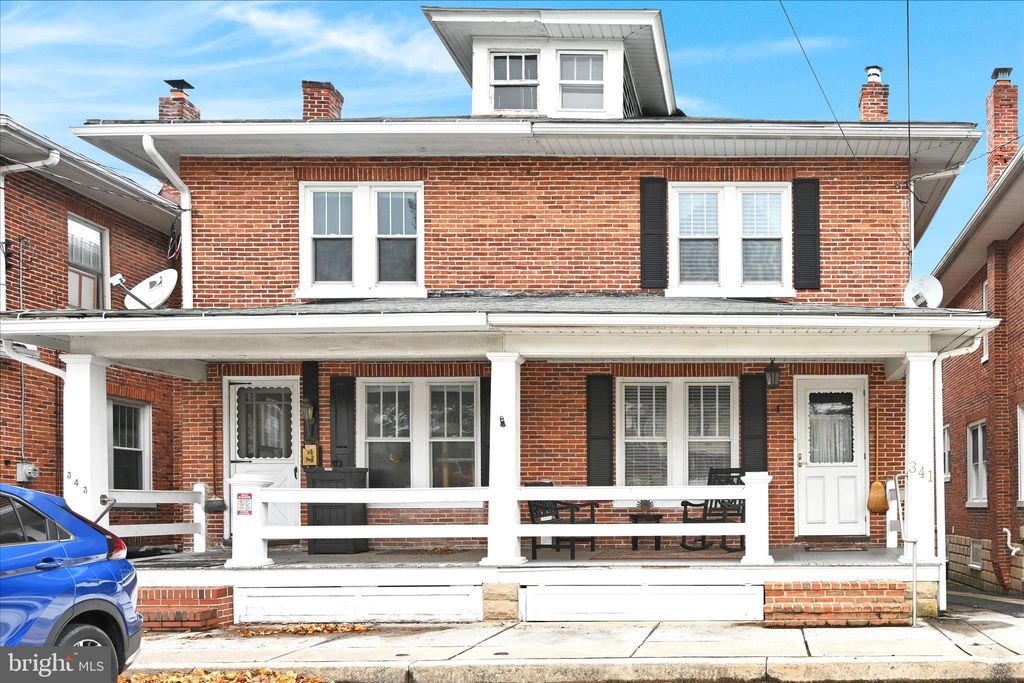 Photo of 341 W Donegal Street, MOUNT JOY, PA 17552 (MLS # PALA2079974)