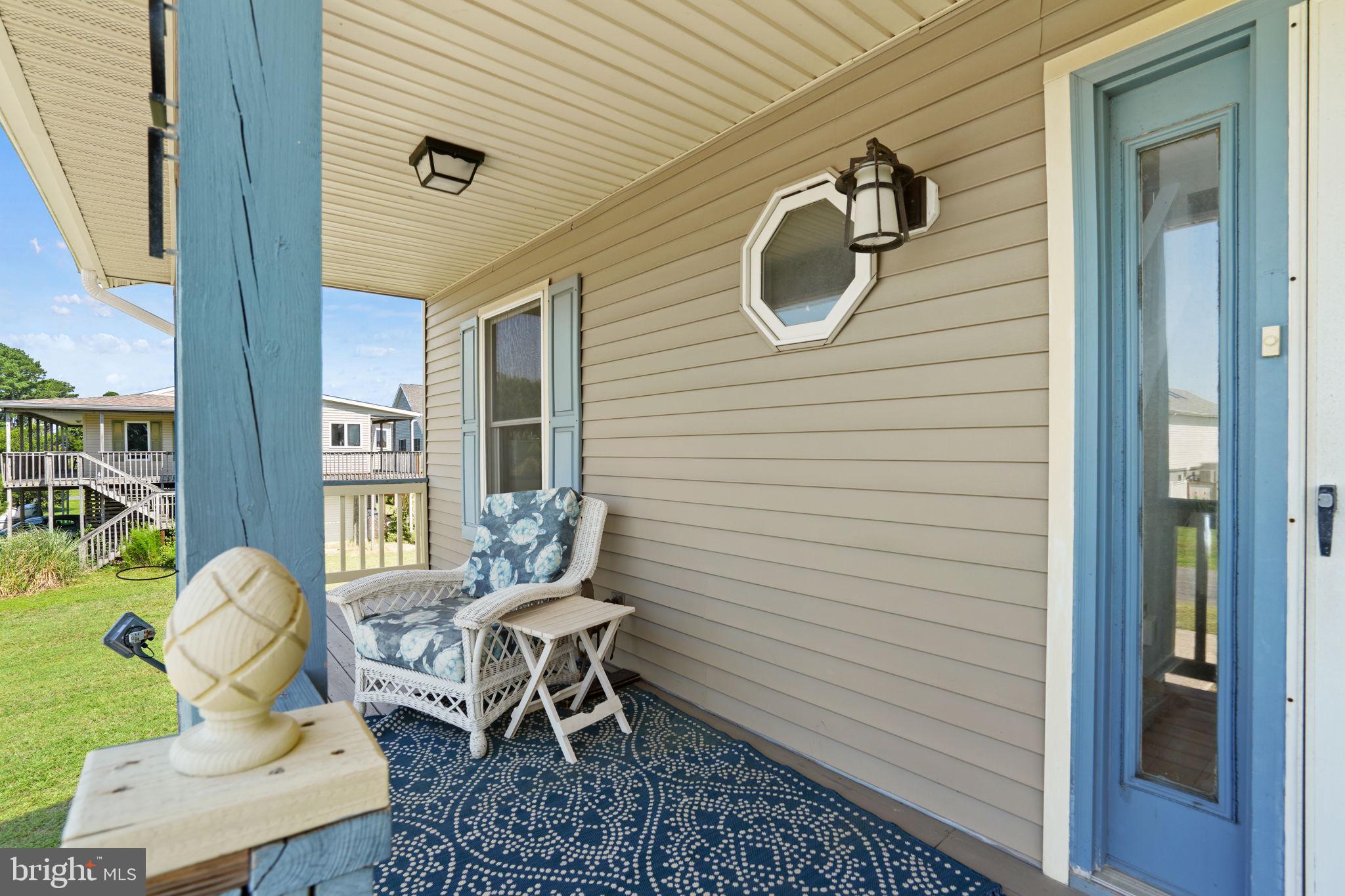 CAPTAIN'S COVE - Residential