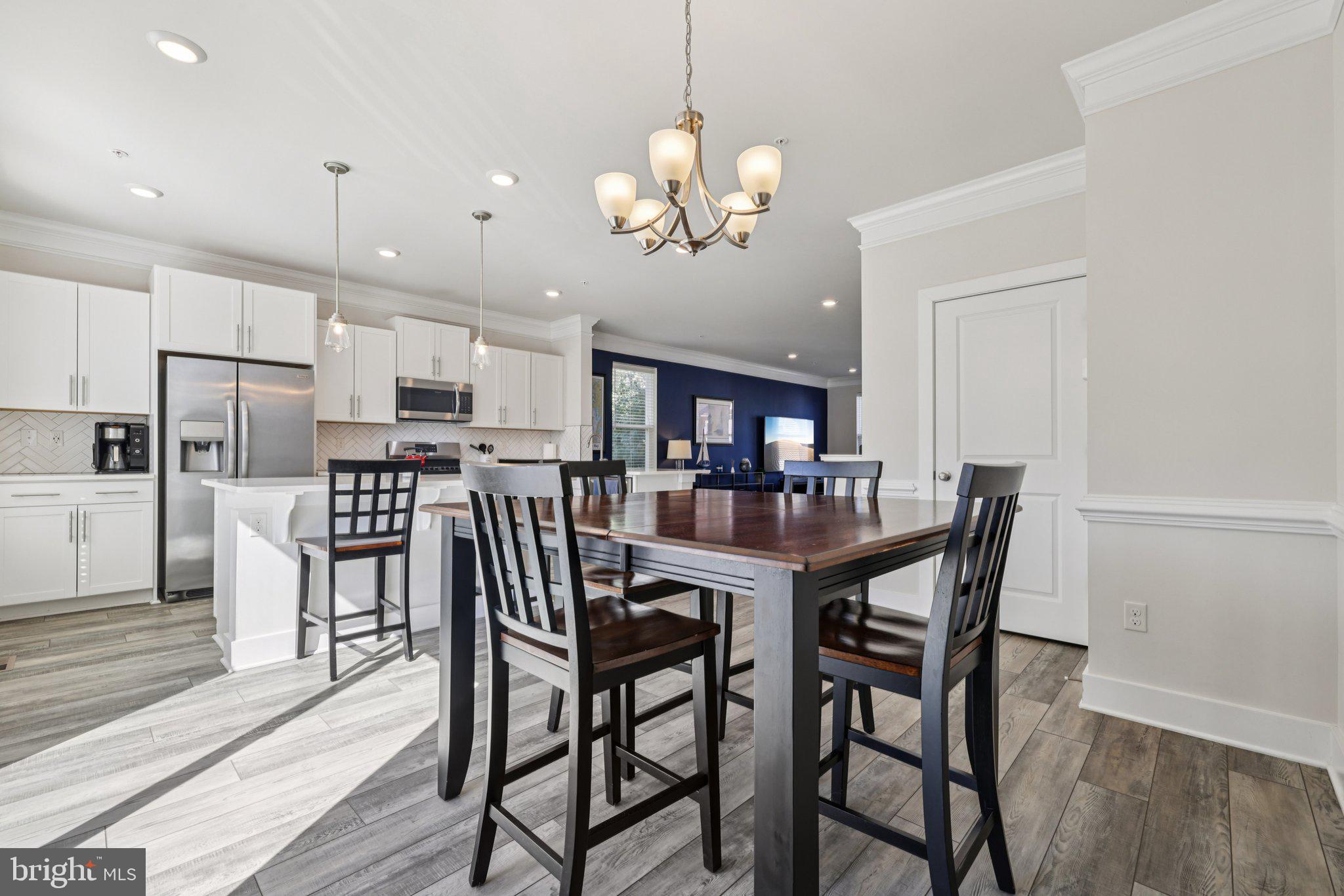 THE COVE - Residential