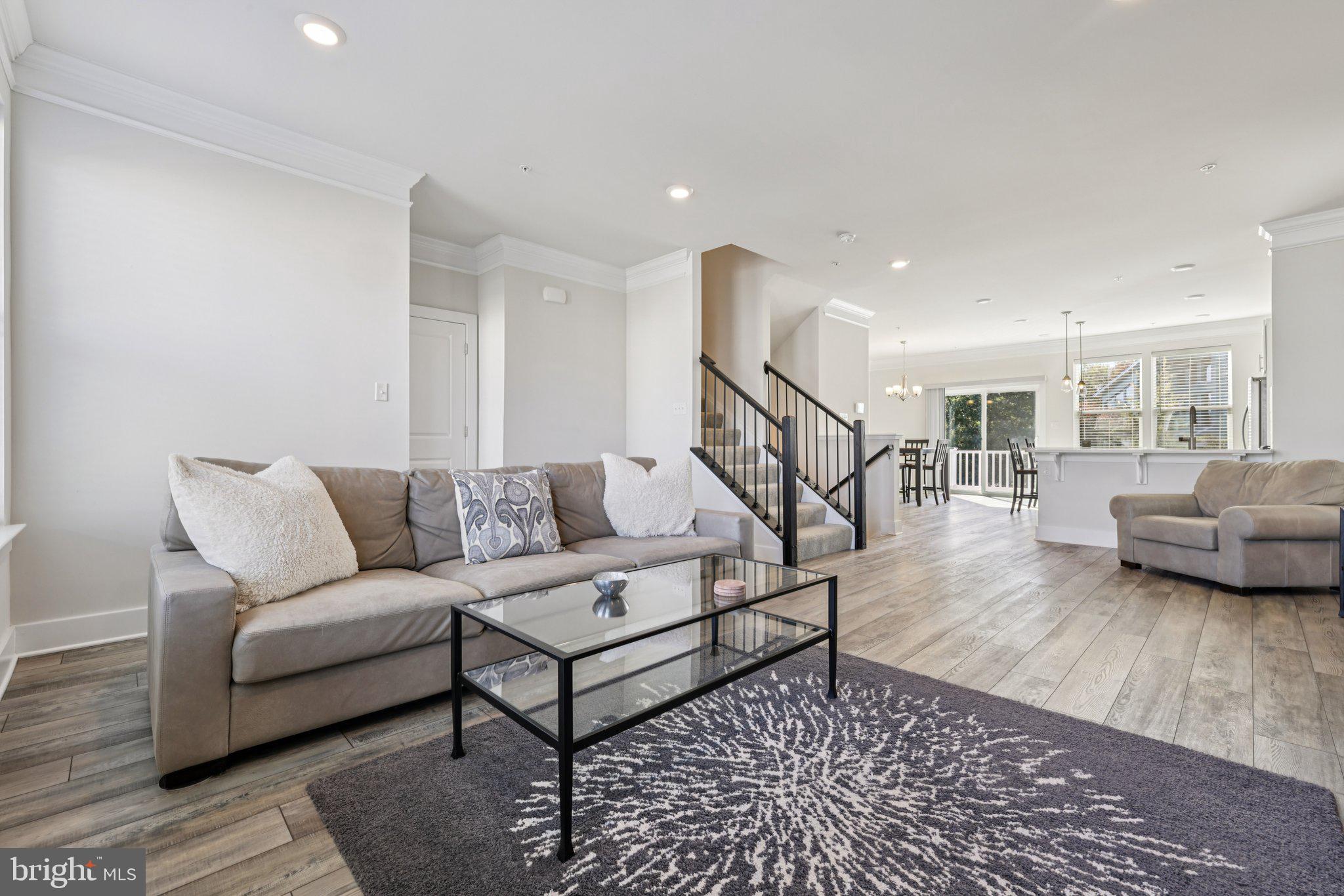 THE COVE - Residential