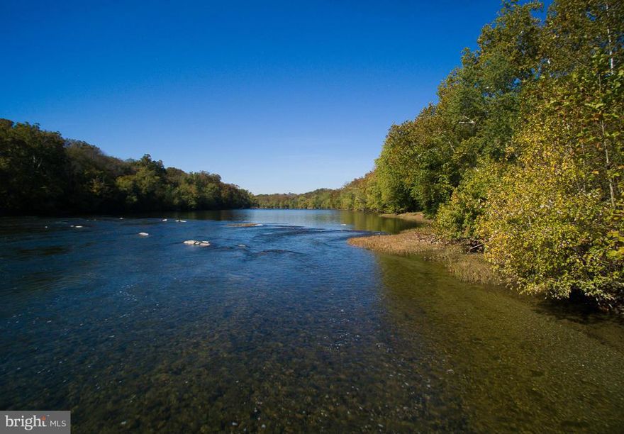 A rare opportunity to own 137 acres of waterfront property in the middle of the most beautiful VA countryside. With a combination of tall vistas, panoramic views & the Shenandoah river you can have your pick of home sites. Just minutes from the village of Millwood & stretching along nearly 1/4 mile of shore line ideal for a primary residence or weekend home & just 60 minutes from DC.
