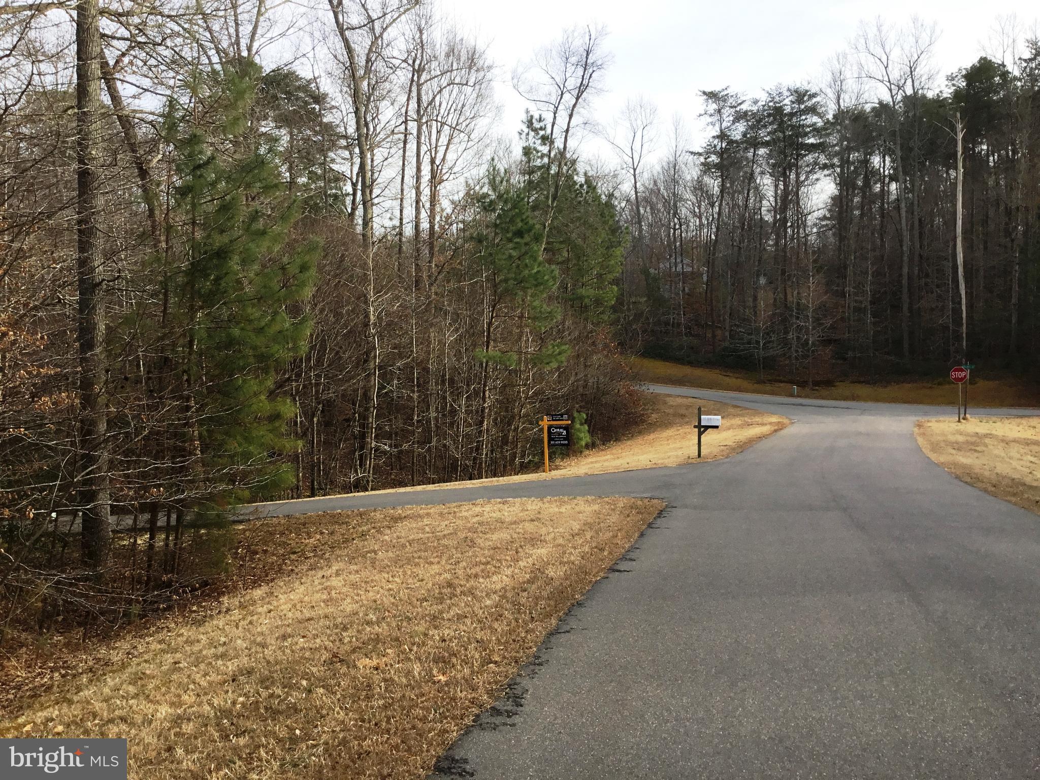 WOODS SUBD - Residential