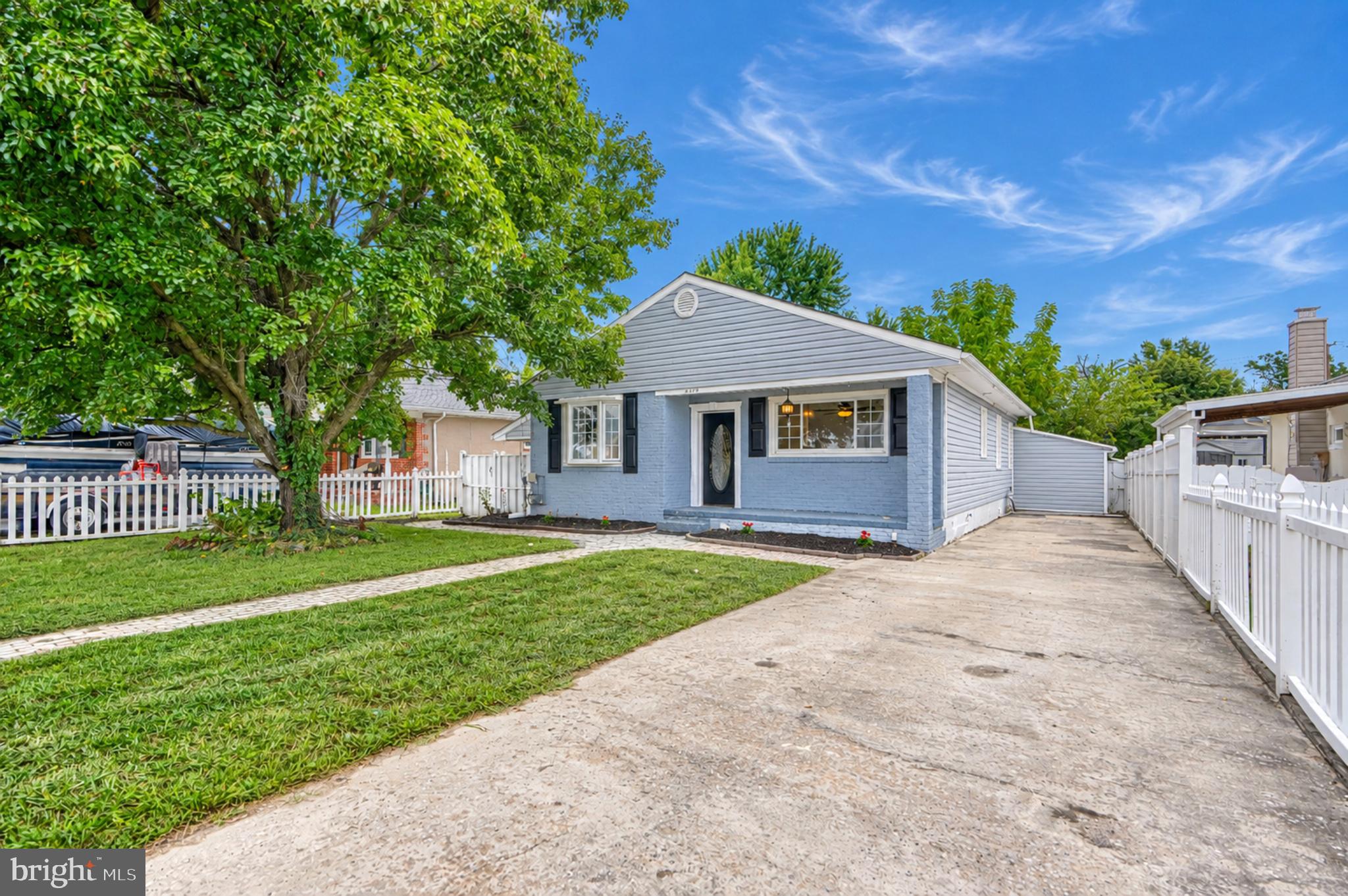 8304 ORCHARD DRIVE