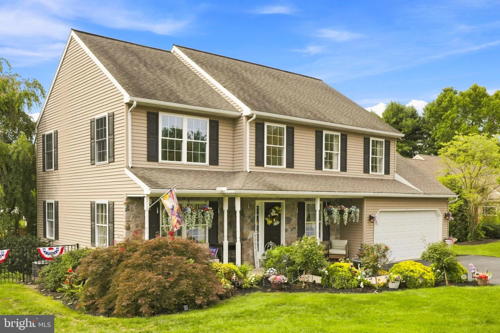 1 Stone Hedge Drive, Lebanon, PA 17042