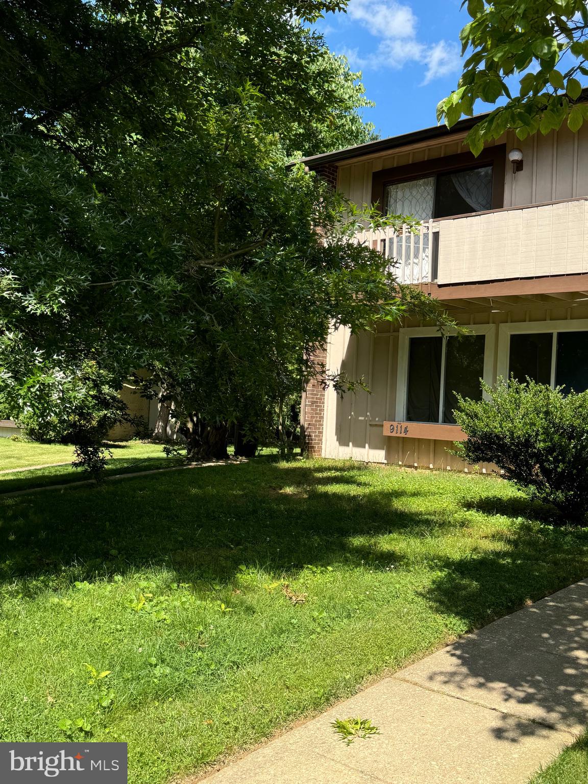 CHARLENE - Residential